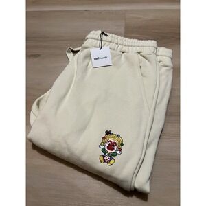 VeeFriends Size Medium Competitive Clown Sweatpants Cream NWT New Embroidered